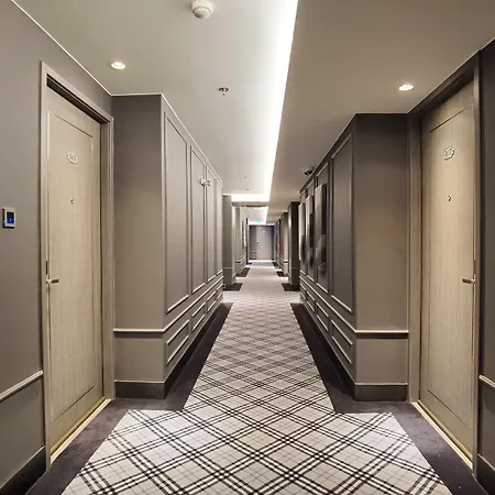 The Quartier Hotel Phrom Phong Thonglor By Compass