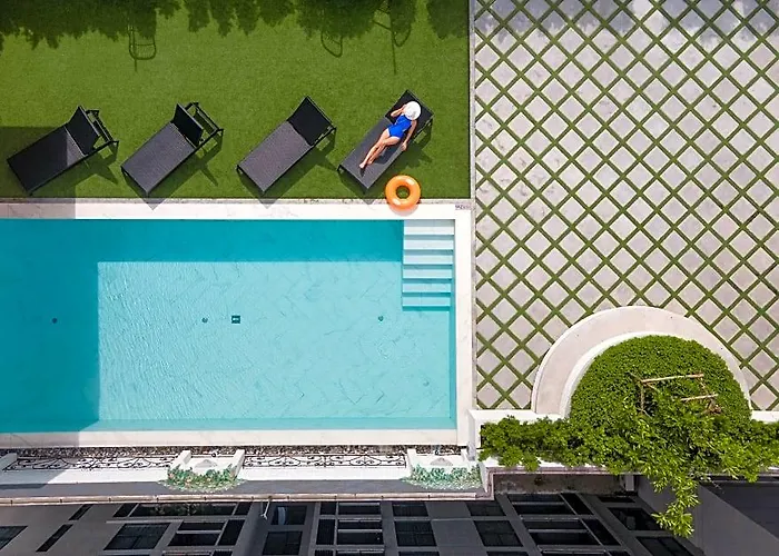Hotel The Quartier Phrom Phong Thonglor By Compass 4*
