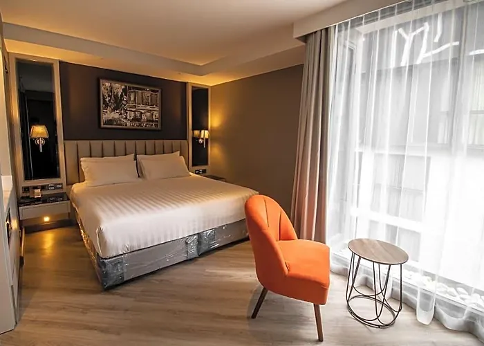 The Quartier Phrom Phong Thonglor By Compass